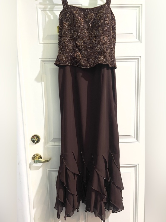 Cameron Blake Dresses & Skirts - CAMERON BLAKE by Mon Cheri Brown Beaded Chiffon Ruffle Hem Evening Gown Size 10